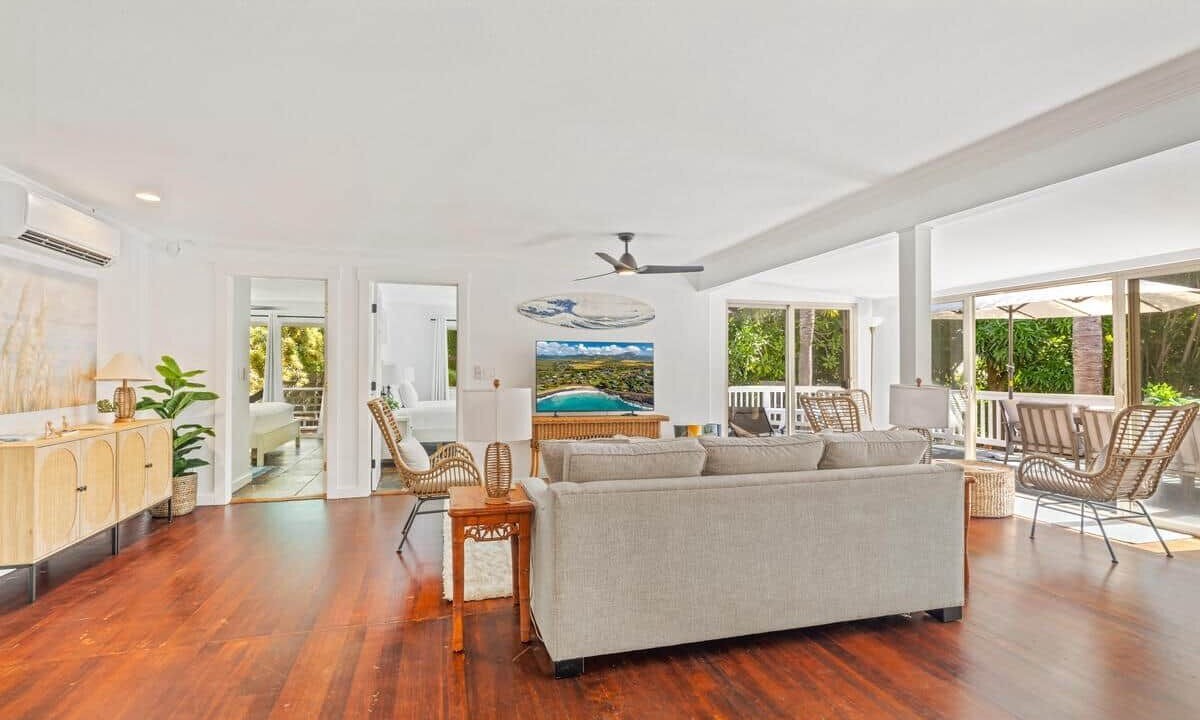 Photo of Livingroom in Koloa