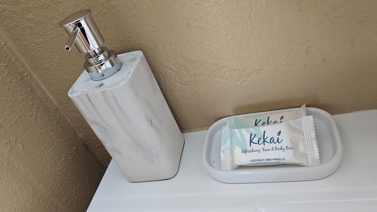 Photo of Bathroom in Keaukaha