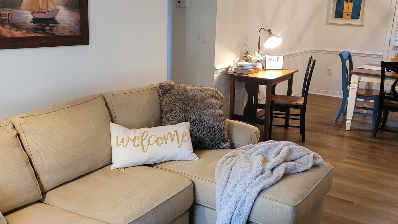 Photo of Livingroom in Foley