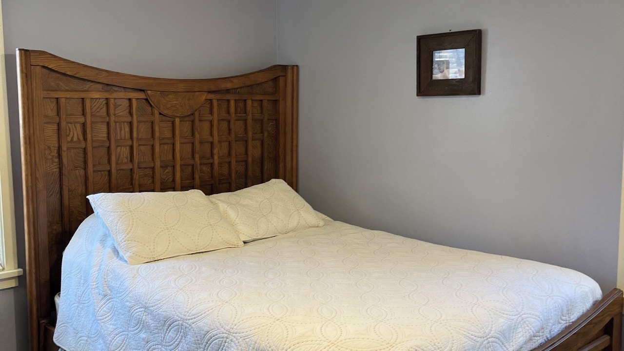 Photo of Bedroom in Northeast Santa Fe