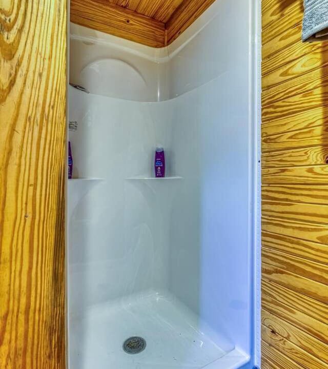 Photo of Bathroom in Rogersville