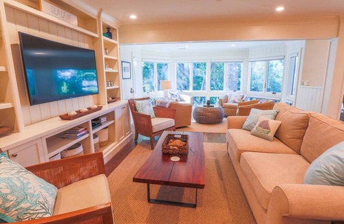 Kiawah Island Condo | 10 Min Walk To Beach Dog Friendly Renovated Villa With Custom, High End Finishes & Lagoon Views
