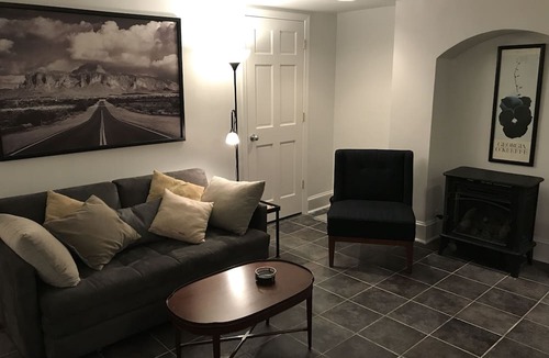 Logan Circle Apartment | Private Apt. in Historic Home: Walk to Monuments, Museums & Convention Center.