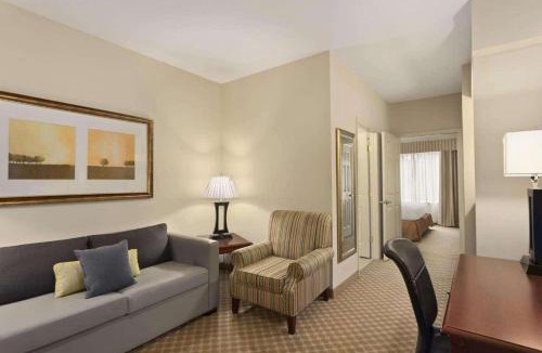 Saraland Hotel | Country Inn & Suites by Radisson, Saraland, AL