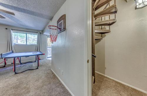 Alto House | 1 Mi to Ski Slopes: Alto Escape w/Game Room!