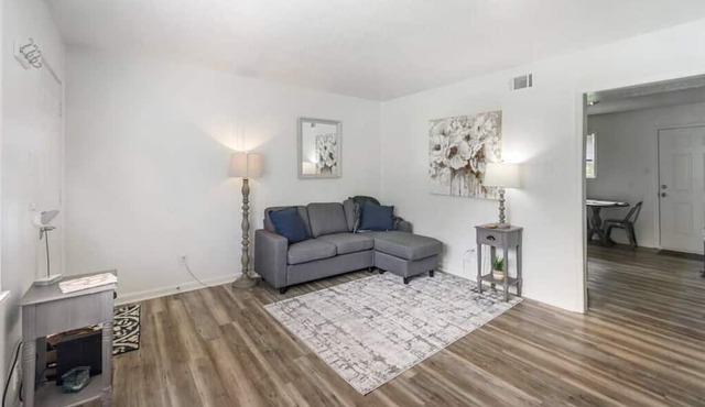 Townhomes Near the Bay - #3