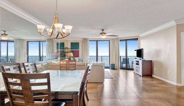 Phoenix X 3BR, Beachfront!