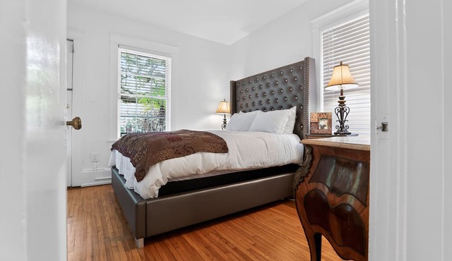 Pet Friendly Midtown Mobile Condo