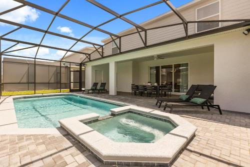 Spacious 22-Guest Retreat in Four Corners