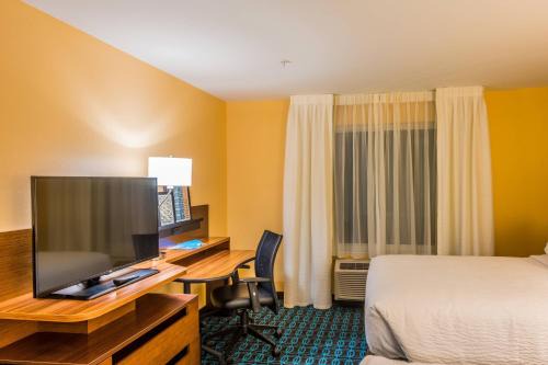 Fairfield Inn 